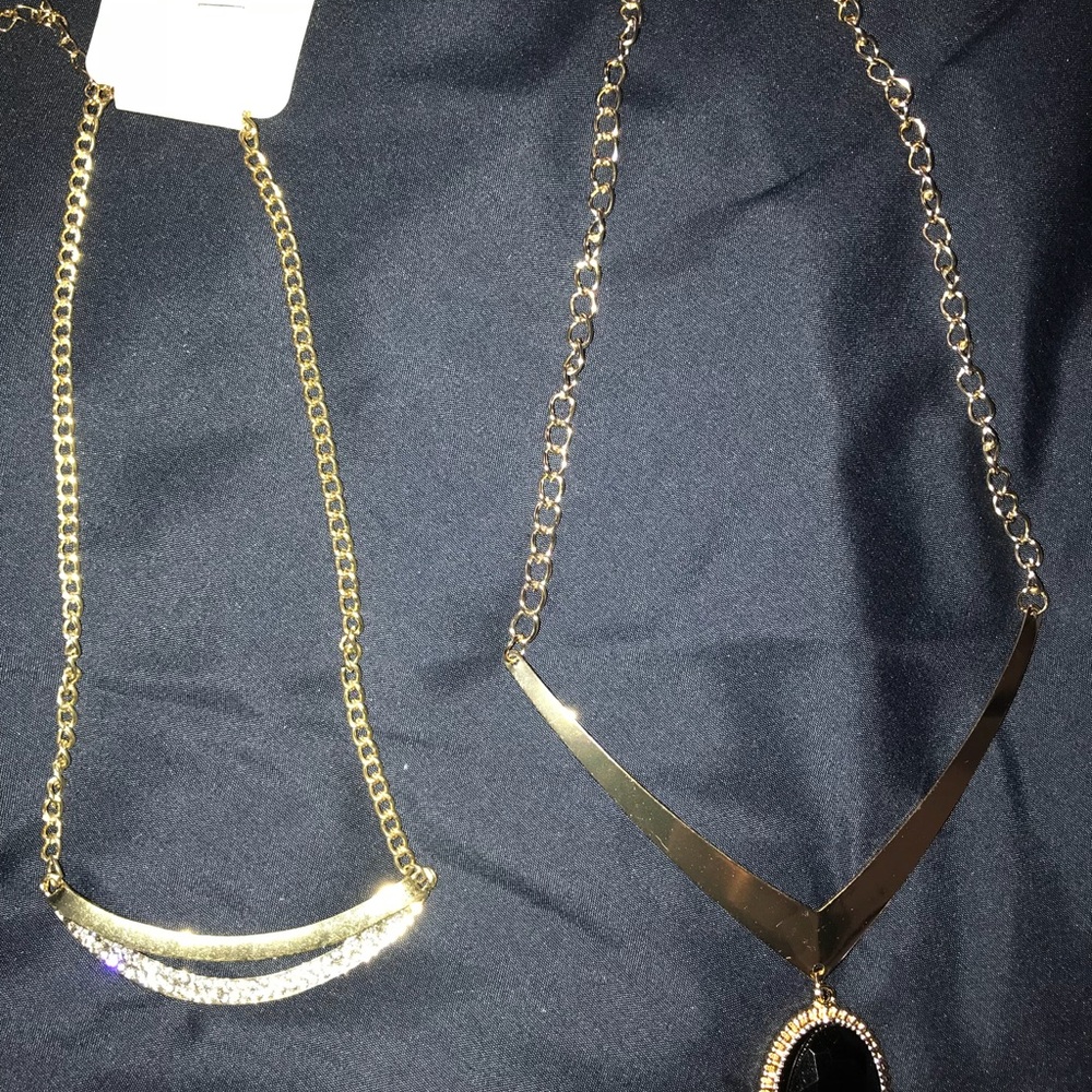 Necklace - Picture 5 of 8